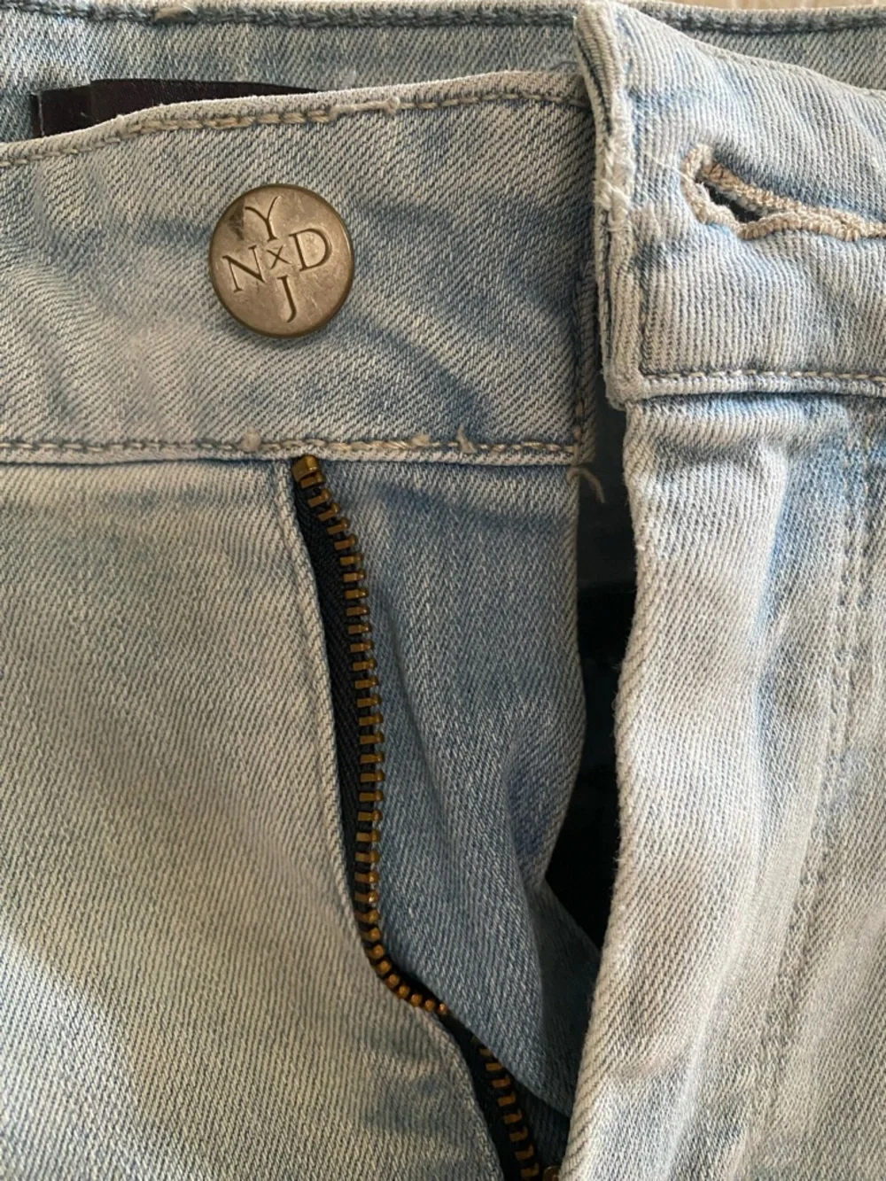 NYDJ Light Blue Cropped Jeans with Embroidered Ankles - Picture 3 of 14